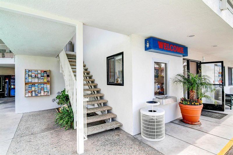 Motel 6-Santa Barbara, Ca - Beach Exterior photo