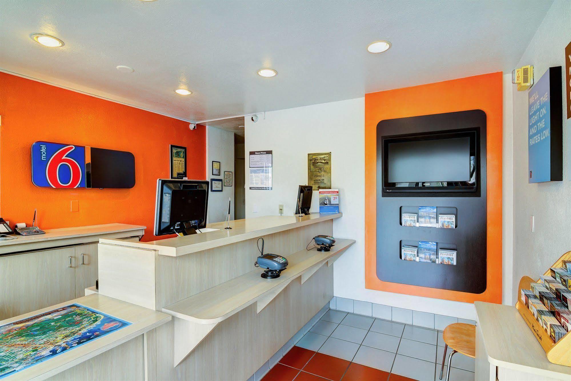 Motel 6-Santa Barbara, Ca - Beach Exterior photo
