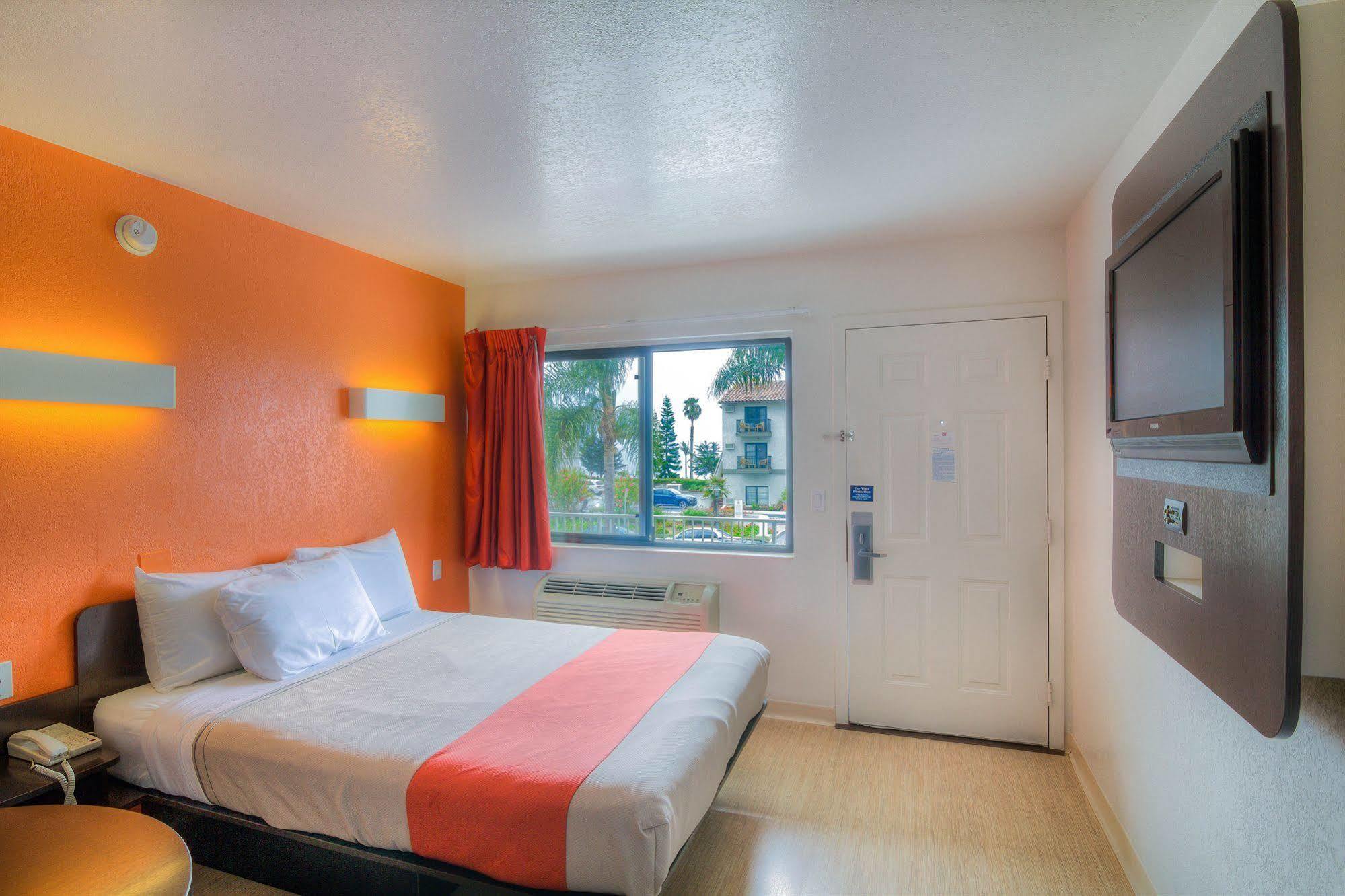 Motel 6-Santa Barbara, Ca - Beach Exterior photo